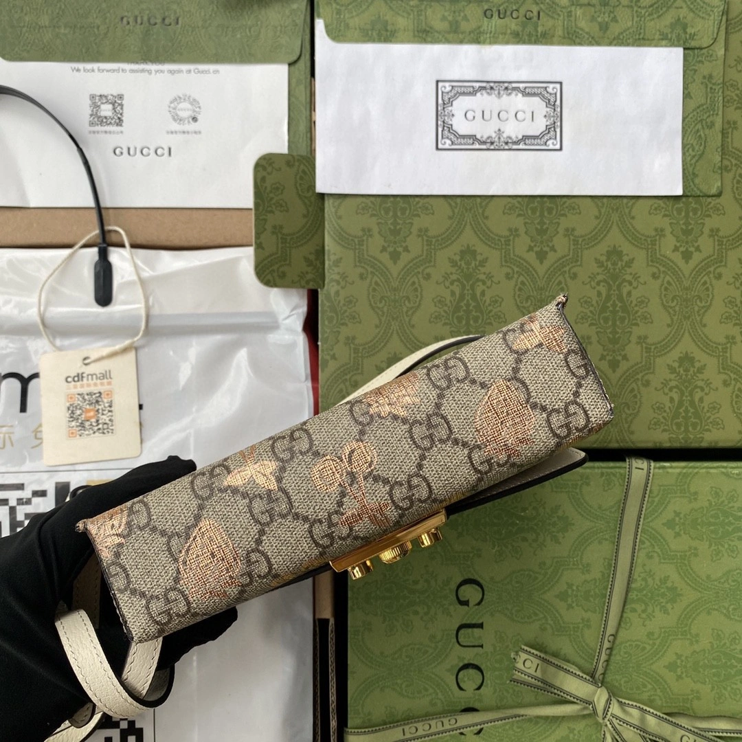 MOMO- 652683Padlock item : A-B00M0108