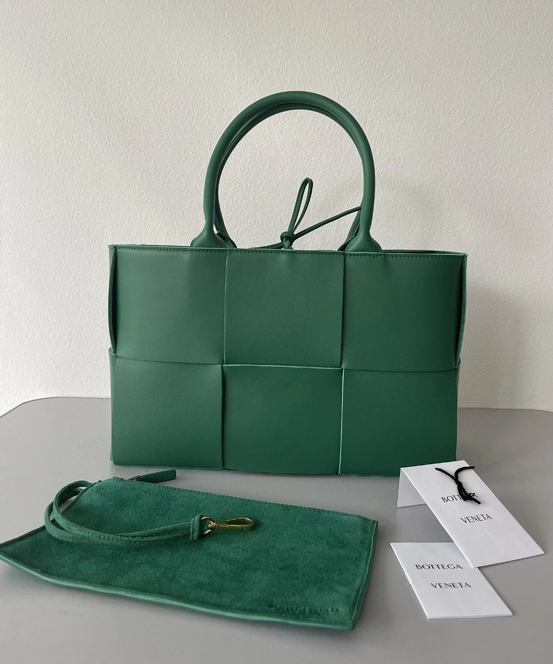 MOMO- 652867 Lambskin Mini tote item : B-B115C0942