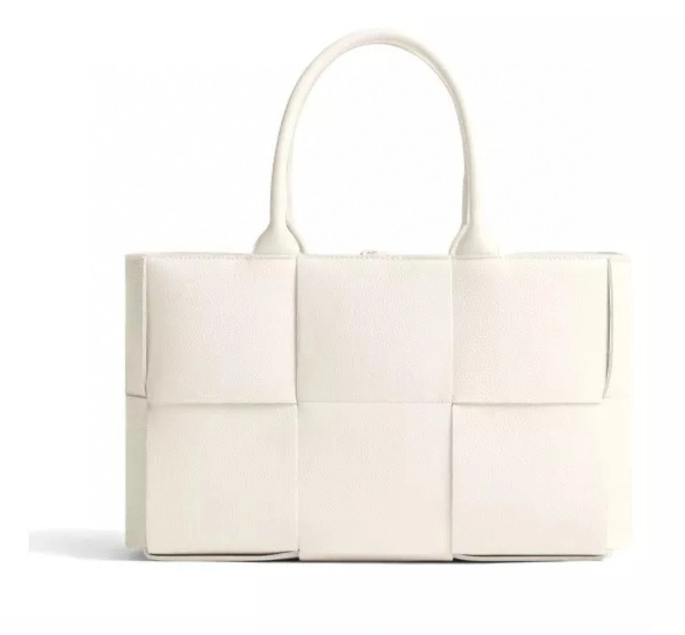 MOMO- 652867 Lambskin Mini tote item : B-B115C1213