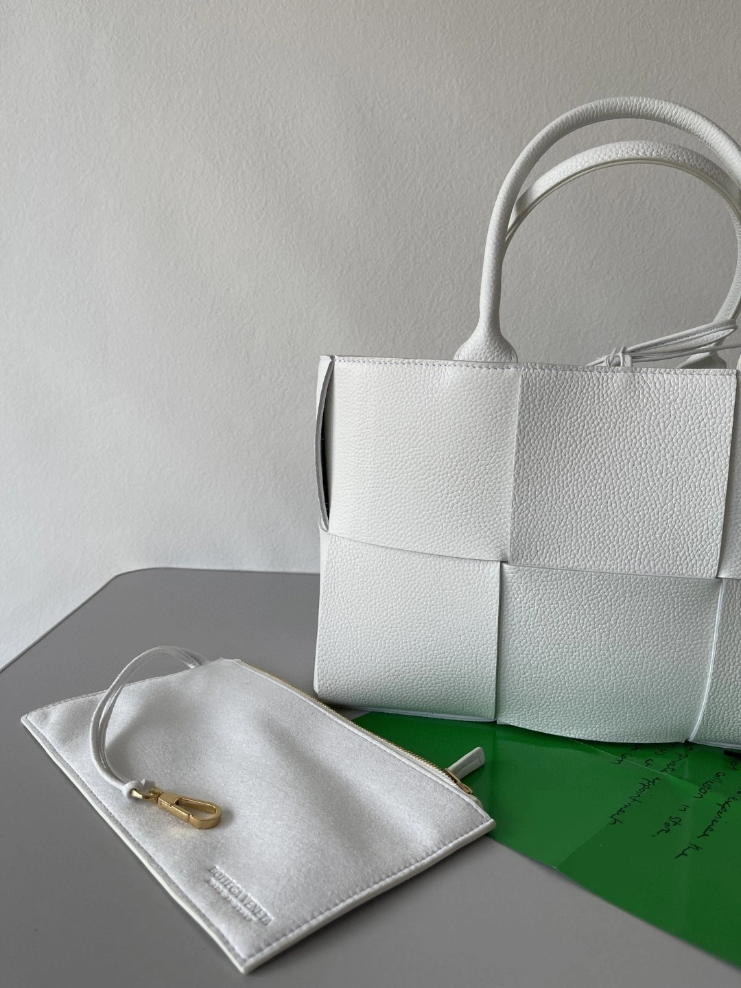 MOMO- 652867 Lambskin Mini tote item : B-B115C1213