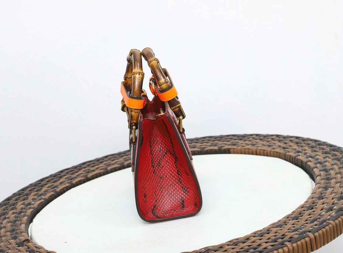 MOMO- 655661 cowhide item : B-B202M0605