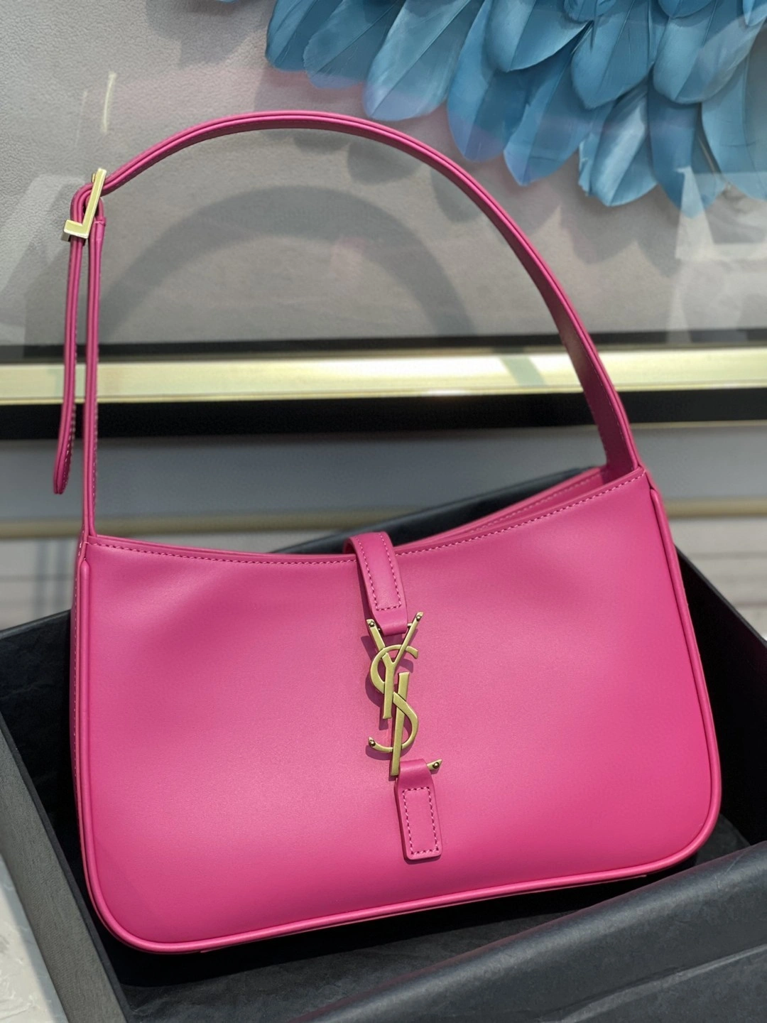 MOMO- 657228-2R20W-5623 Cléo item : B-B597E1448W