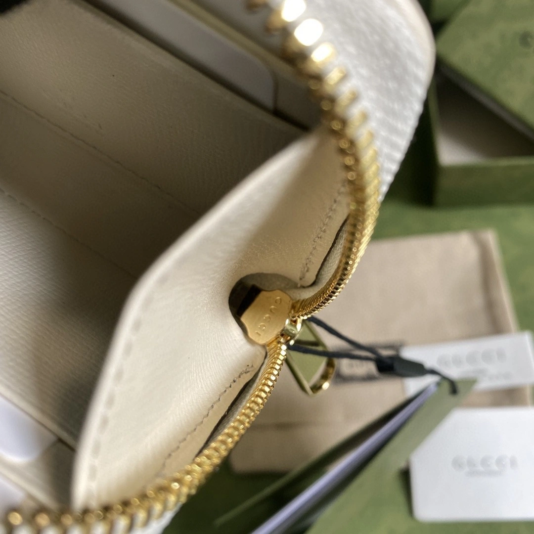 MOMO- 658549 Marmont item : B-B00M0815