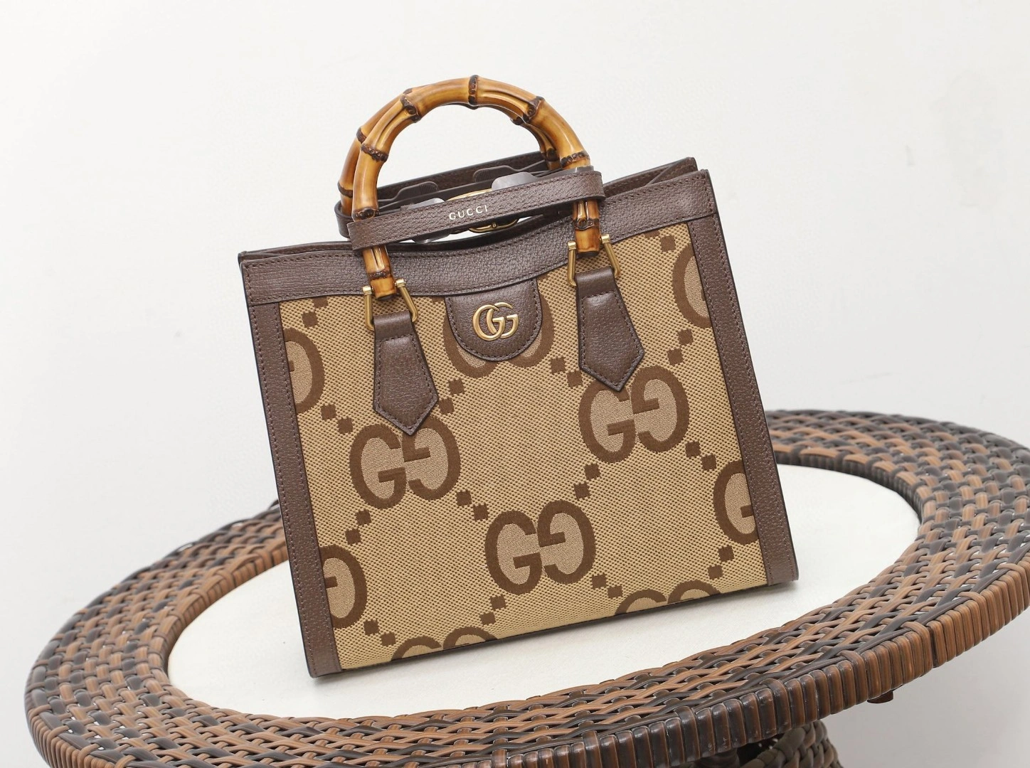 MOMO- 660195 cowhide item : A-B191M0105