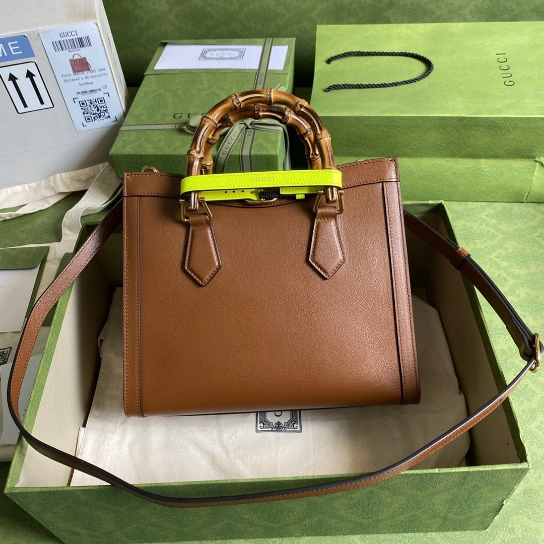 MOMO- 660195 item : B-B202M0713