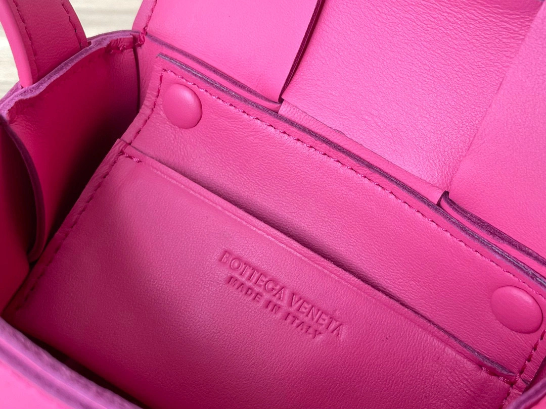 MOMO- 666688VMAY15618 sheephide Mini cassette Bag item：B-B000E2314C