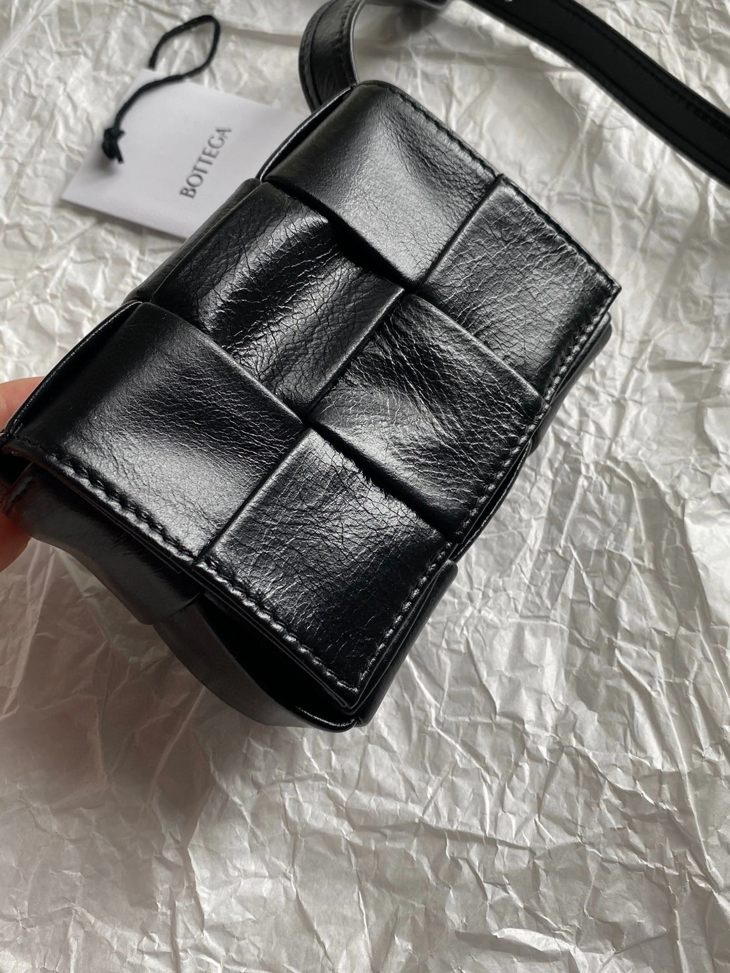 MOMO- 667048-VCQ72-3724 Mini cassette Bag item：B-B000E2321C