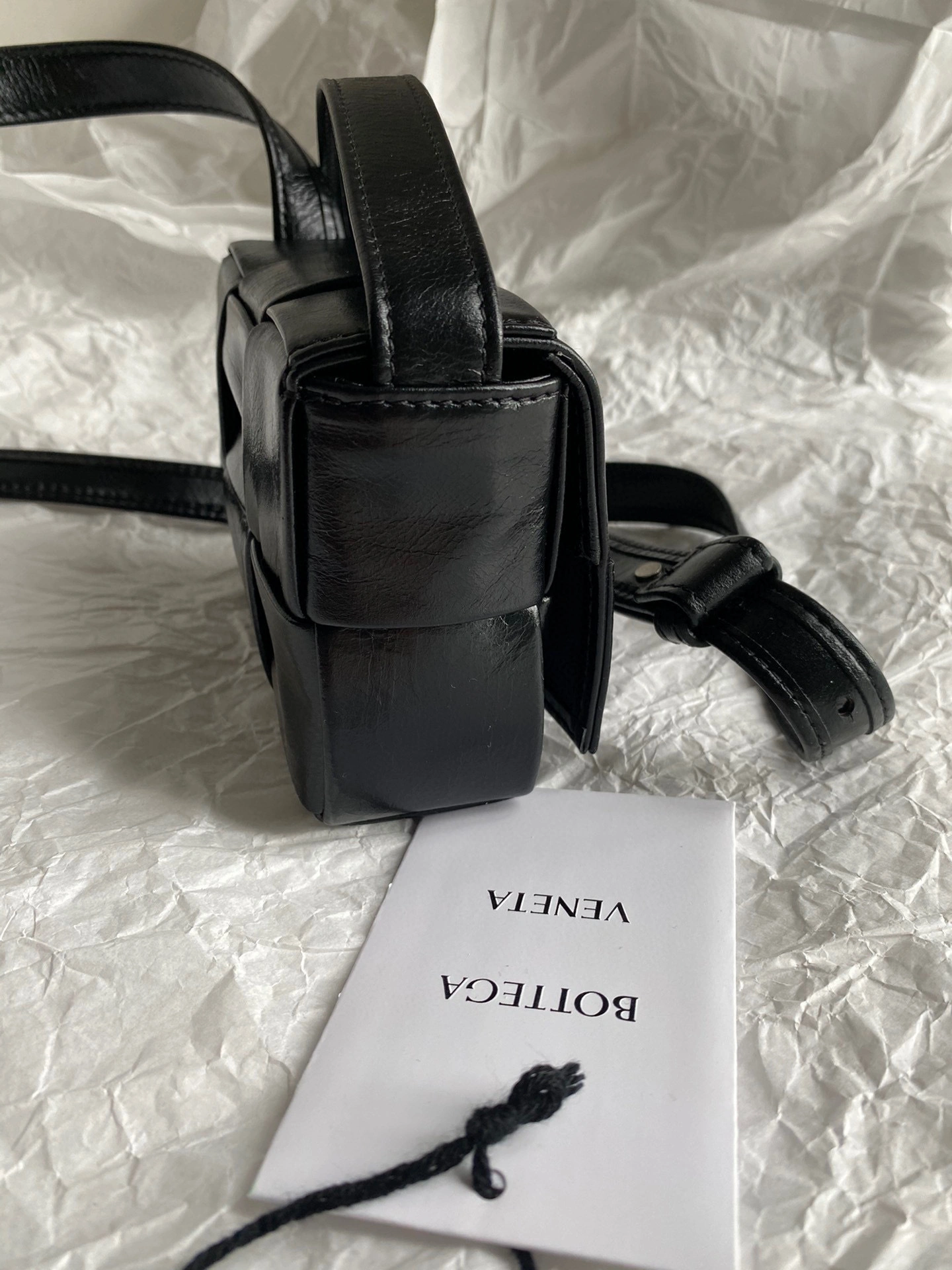 MOMO- 667048-VCQ72-3724 Mini cassette Bag item：B-B000E2321C