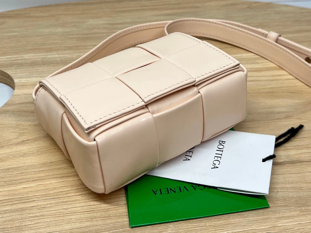 MOMO- 667048VCQ726706 Mini cassette Bag item：B-B000E2320C