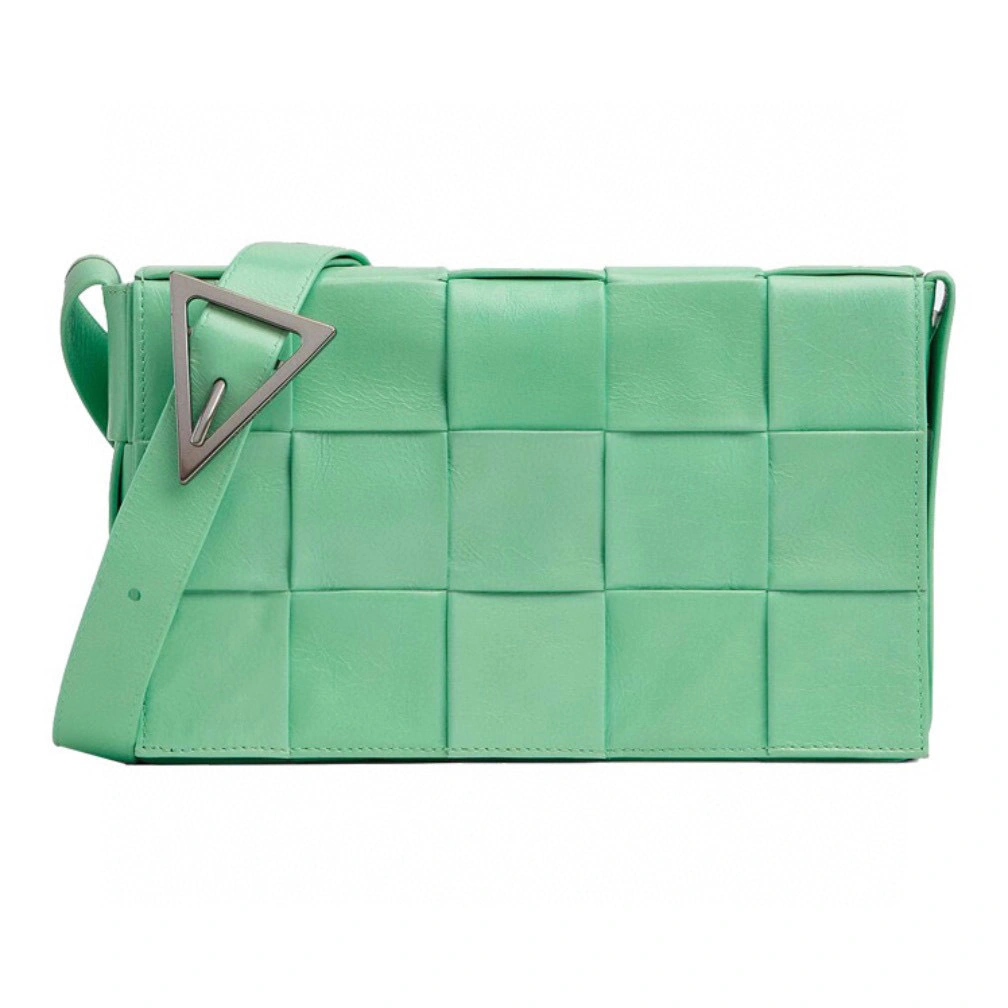 MOMO- 667298-VCQ71-3801 Cassette calfskin item：B-B063E2329C