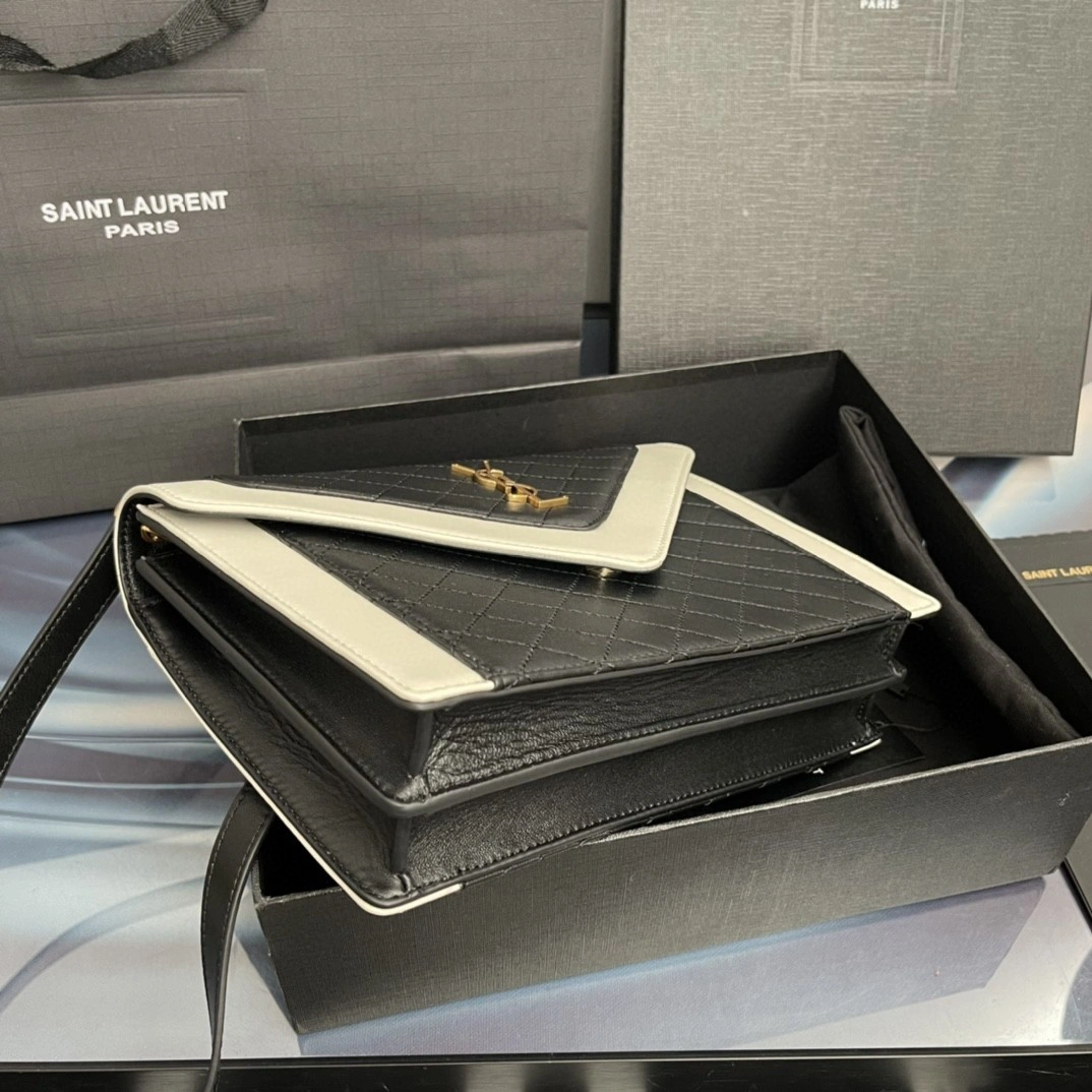 MOMO- 668863 Lambskin item : B-B225C1814