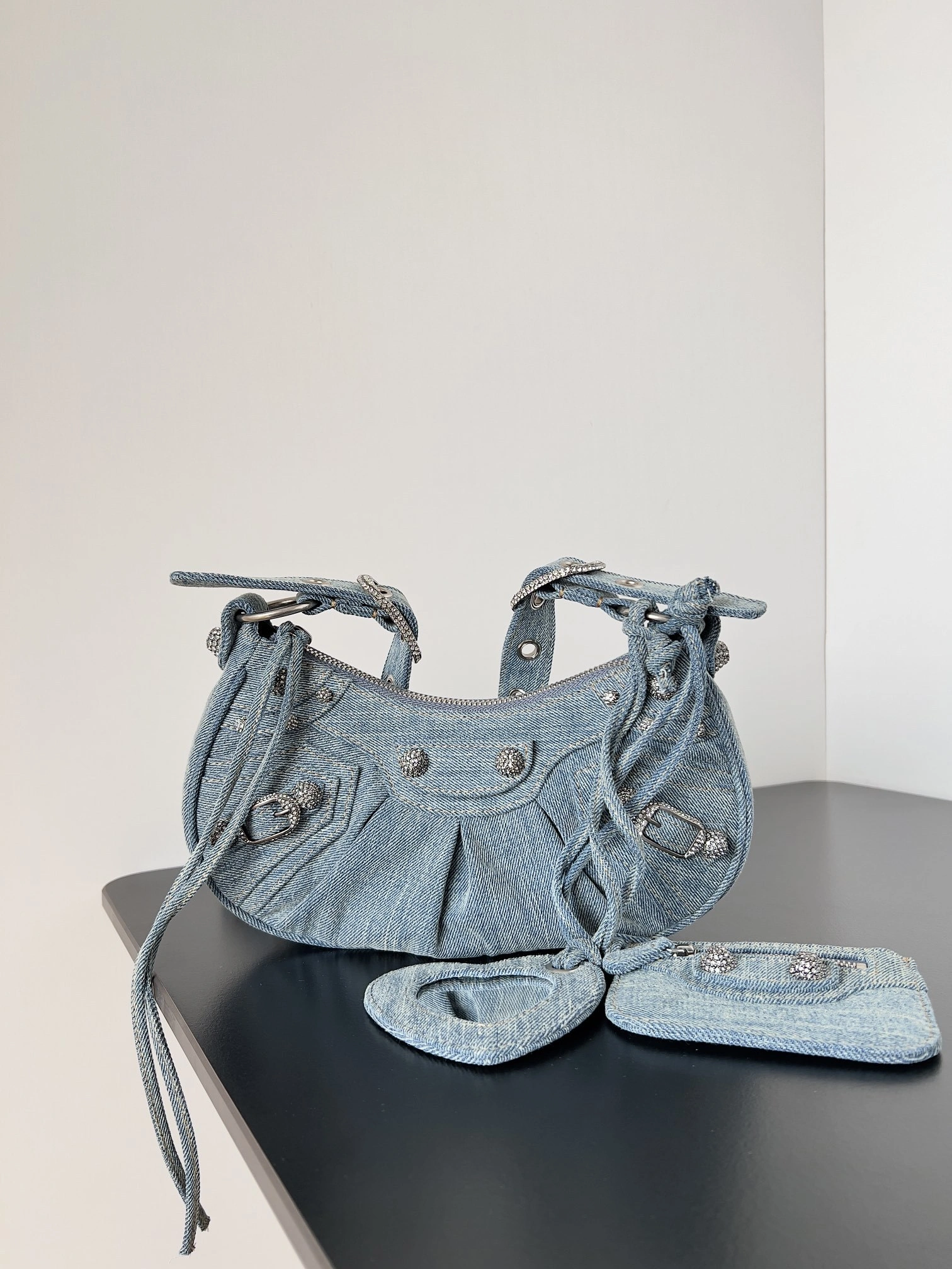 MOMO--6713092109U4715 6713092AANY4317 Le Cagole item:C-B063L0864R