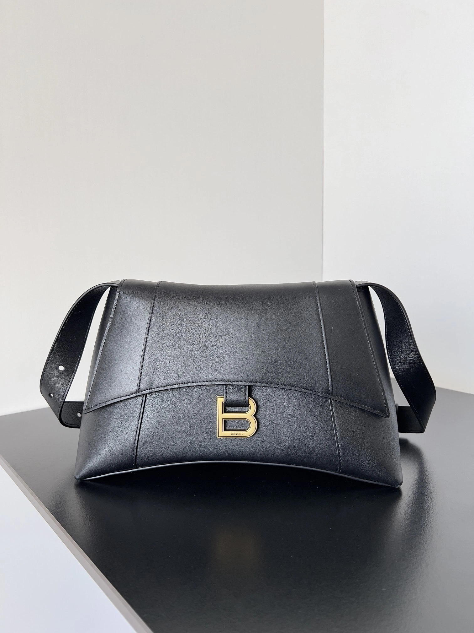 MOMO--67135329S1M1000 671353-29S1M-1000 item：C-B063I2048V