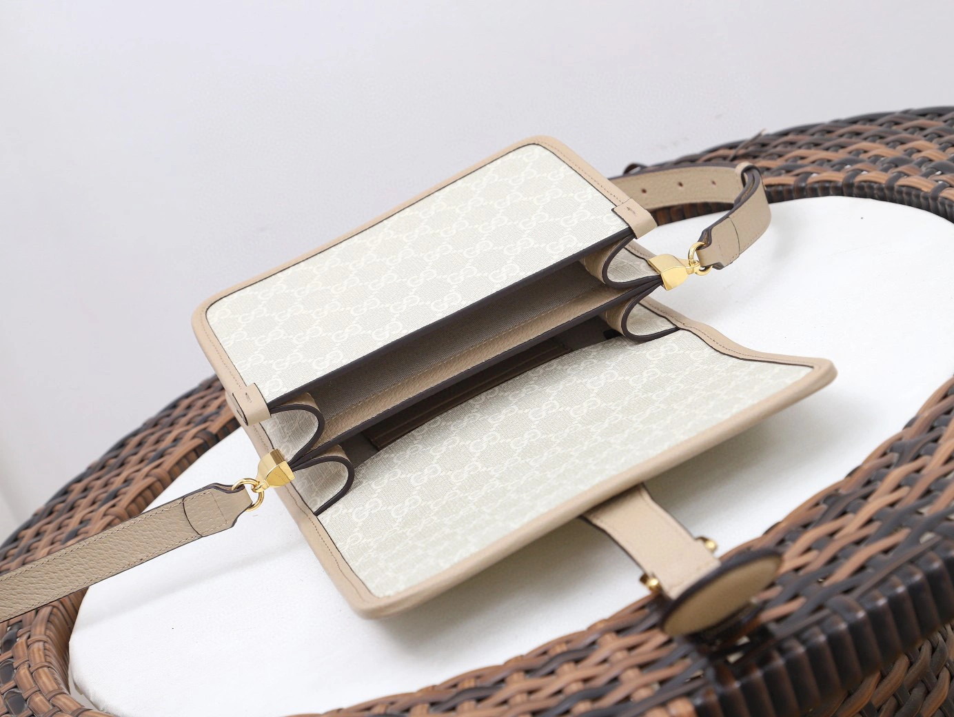 MOMO- 671620--9683 cowhide item：B-B000E1922C