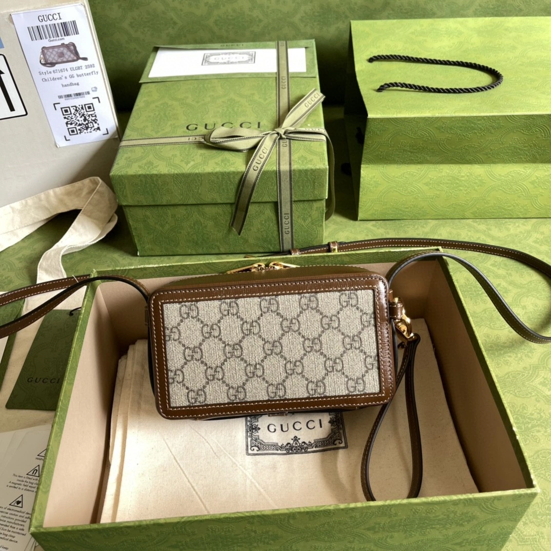 MOMO- 671674 meo vintage item : A-B00M0111