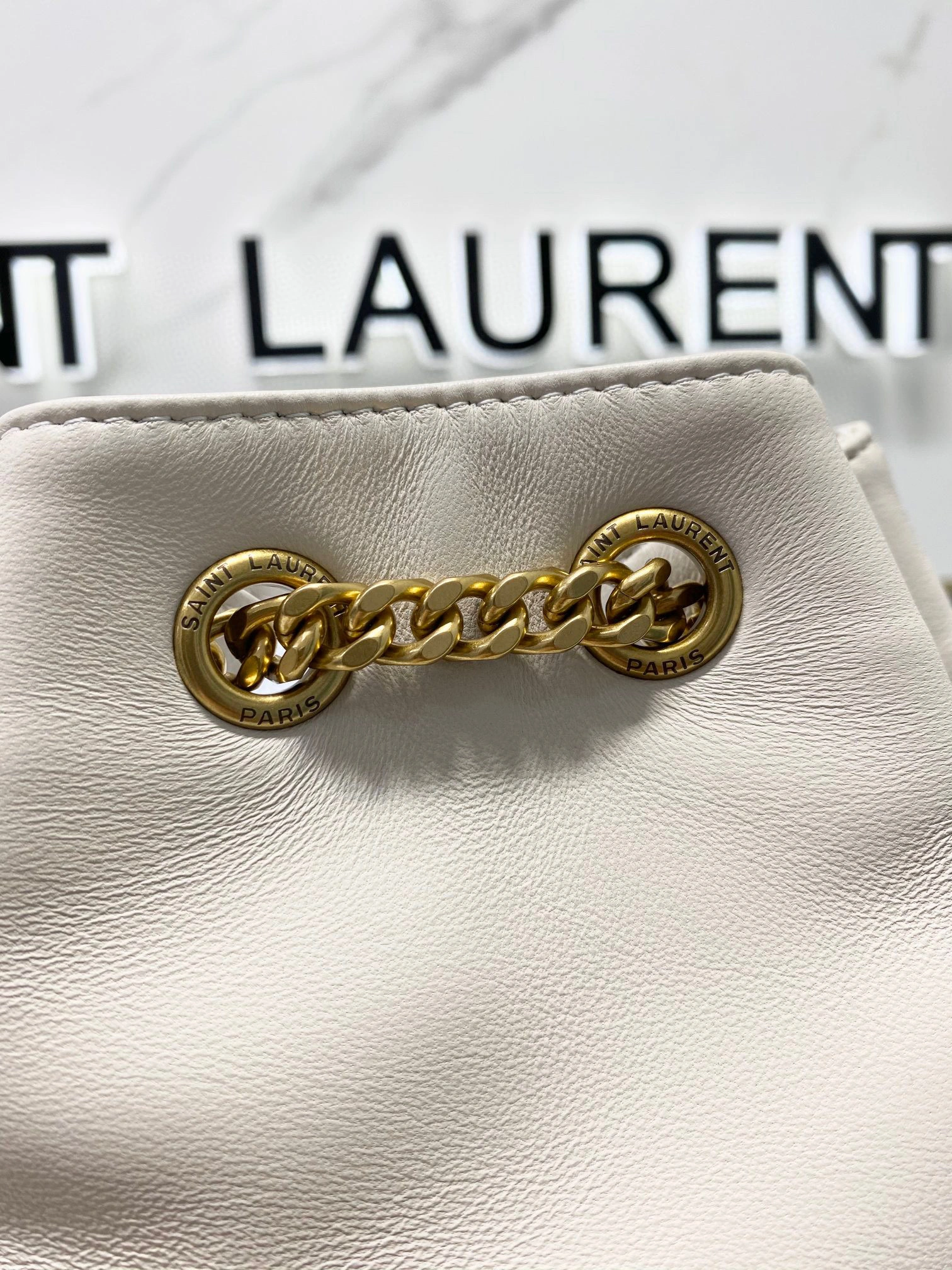 MOMO- 672609-1EL07-9207 lambskin item：B-B000G0516C