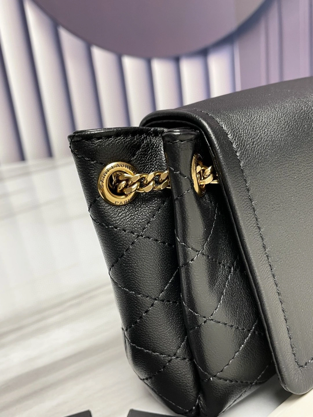 MOMO- 672738-1EL07-1000 6727381EL071000 Lambskin item : B-B597E1736W