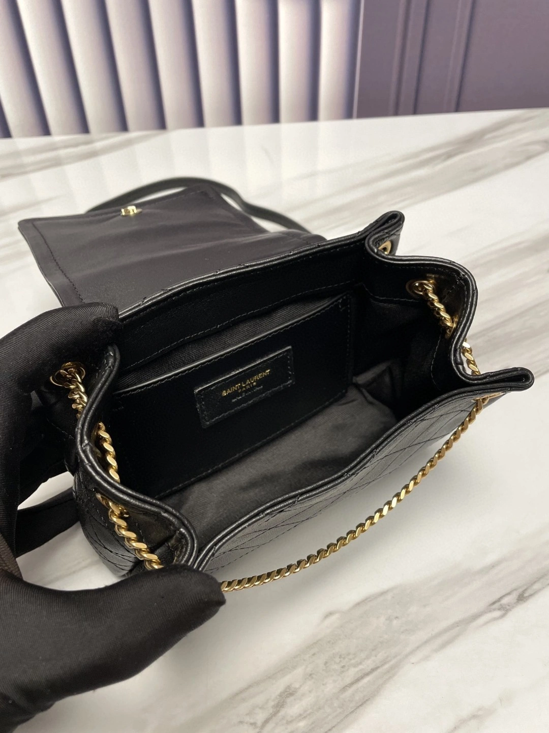 MOMO- 672738-1EL07-1000 6727381EL071000 Lambskin item : B-B597E1736W