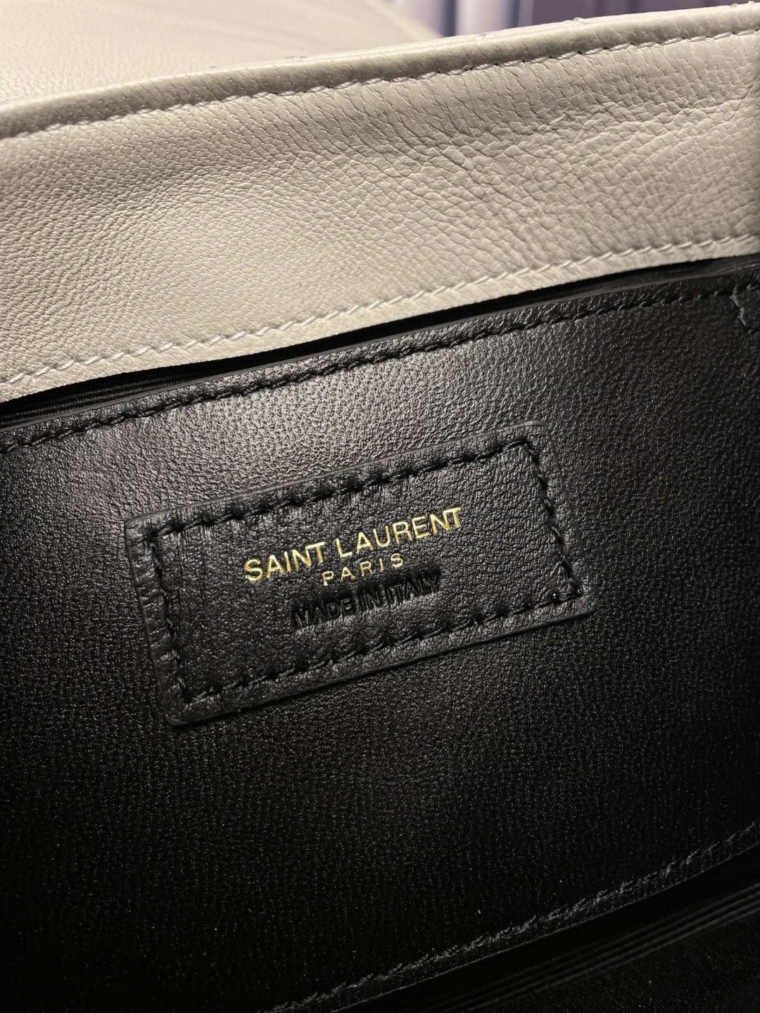 MOMO- 672738-1EL07-9207 6727381EL079207 Lambskin item : B-B597E1737W