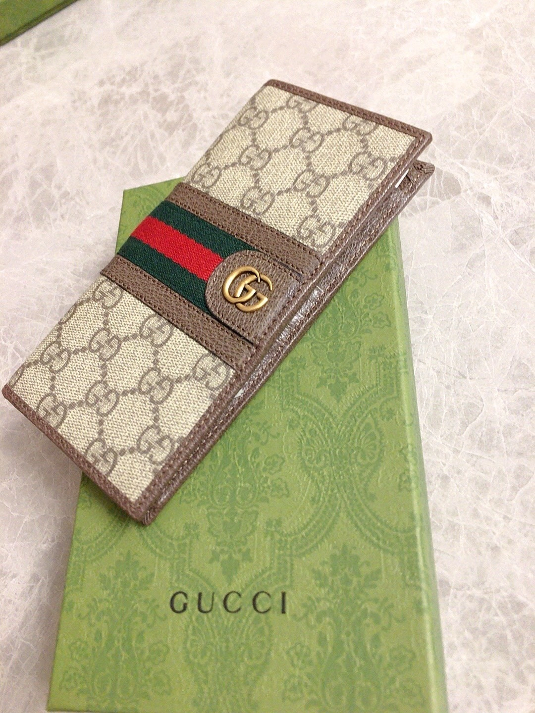MOMO- 672987 cowhide item : B-B00M0650