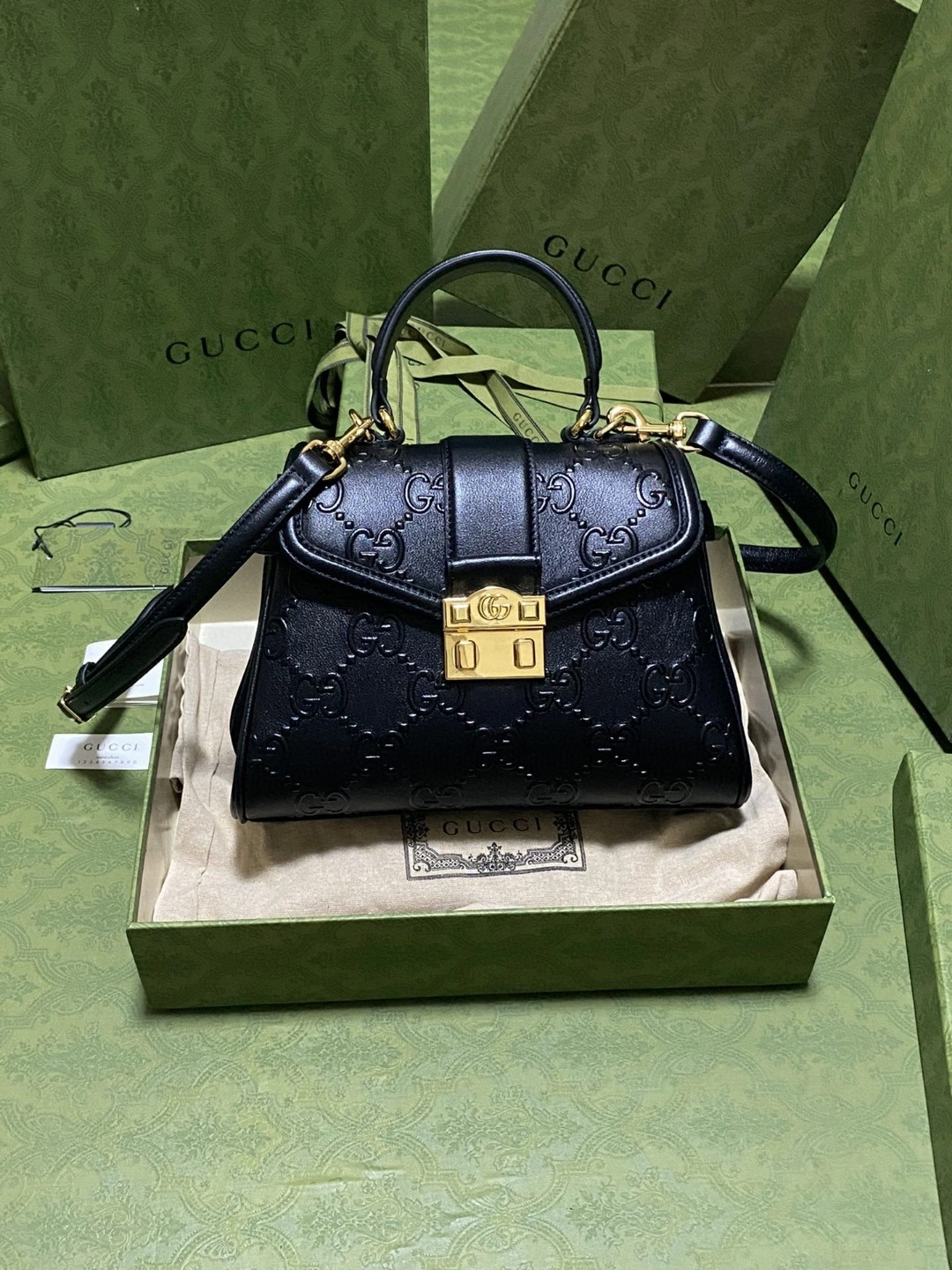 MOMO- 675791-UD9AG-1000 item : B-B063D1144