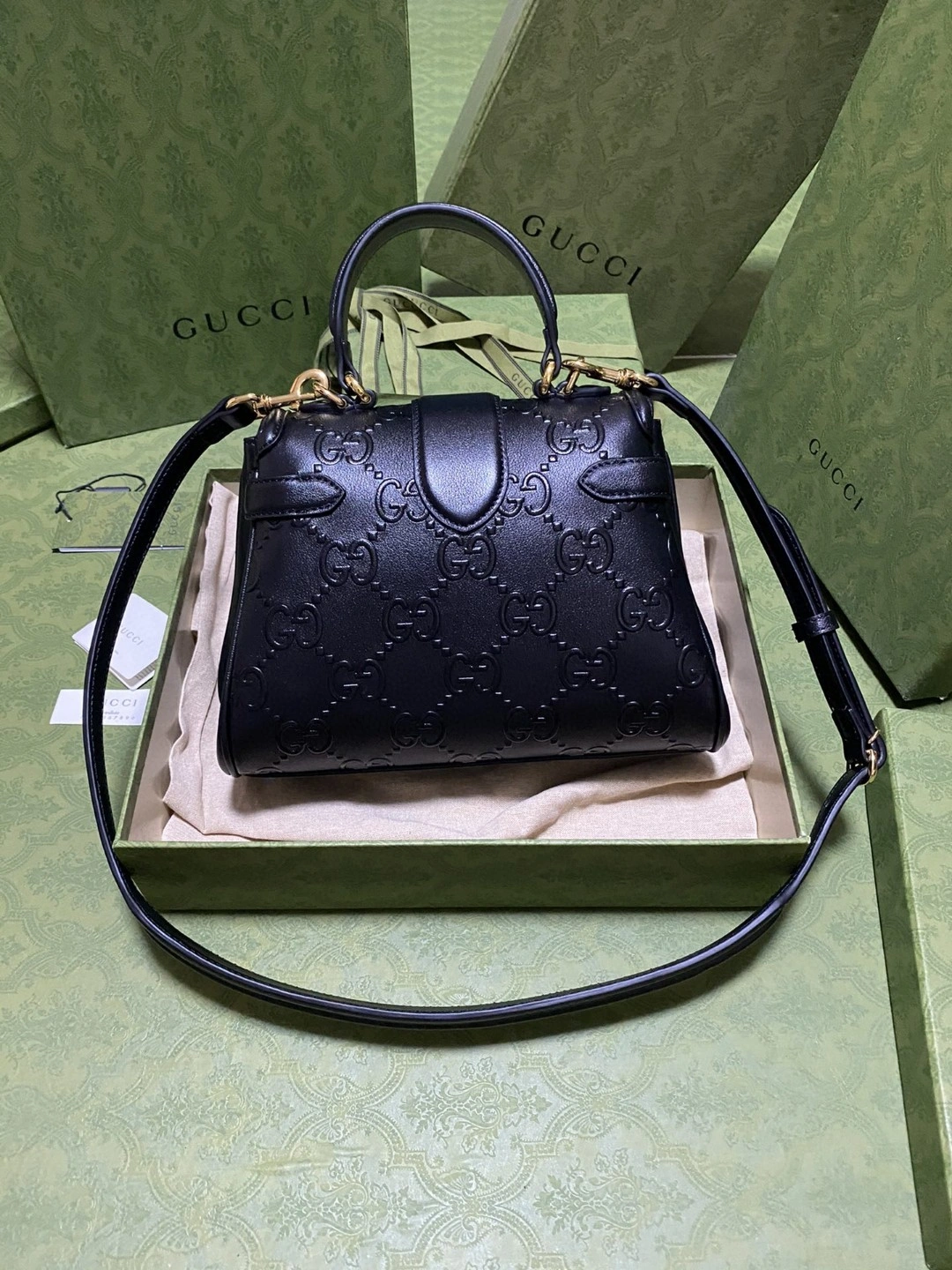 MOMO- 675791-UD9AG-1000 item : B-B063D1144