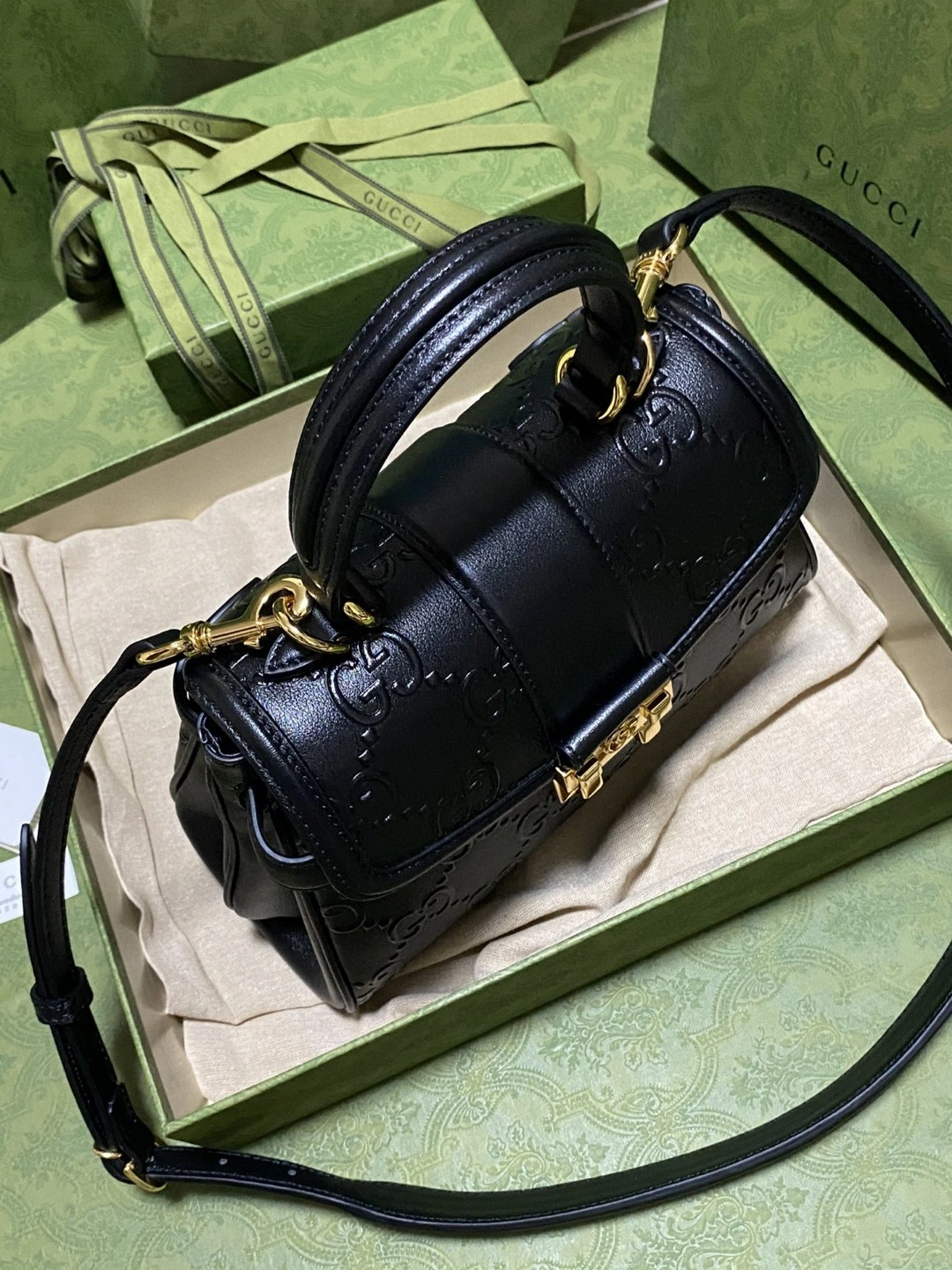 MOMO- 675791-UD9AG-1000 item : B-B063D1144