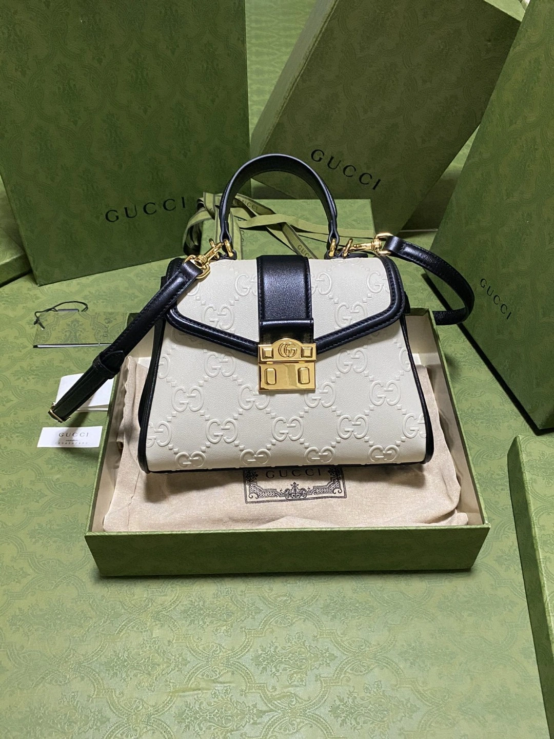 MOMO- 675791-UD9AX-9099 item : B-B063D1143