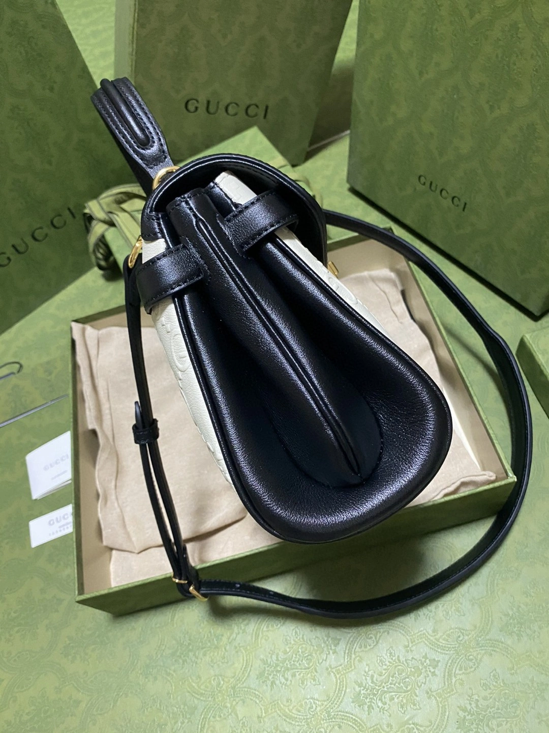 MOMO- 675791-UD9AX-9099 item : B-B063D1143