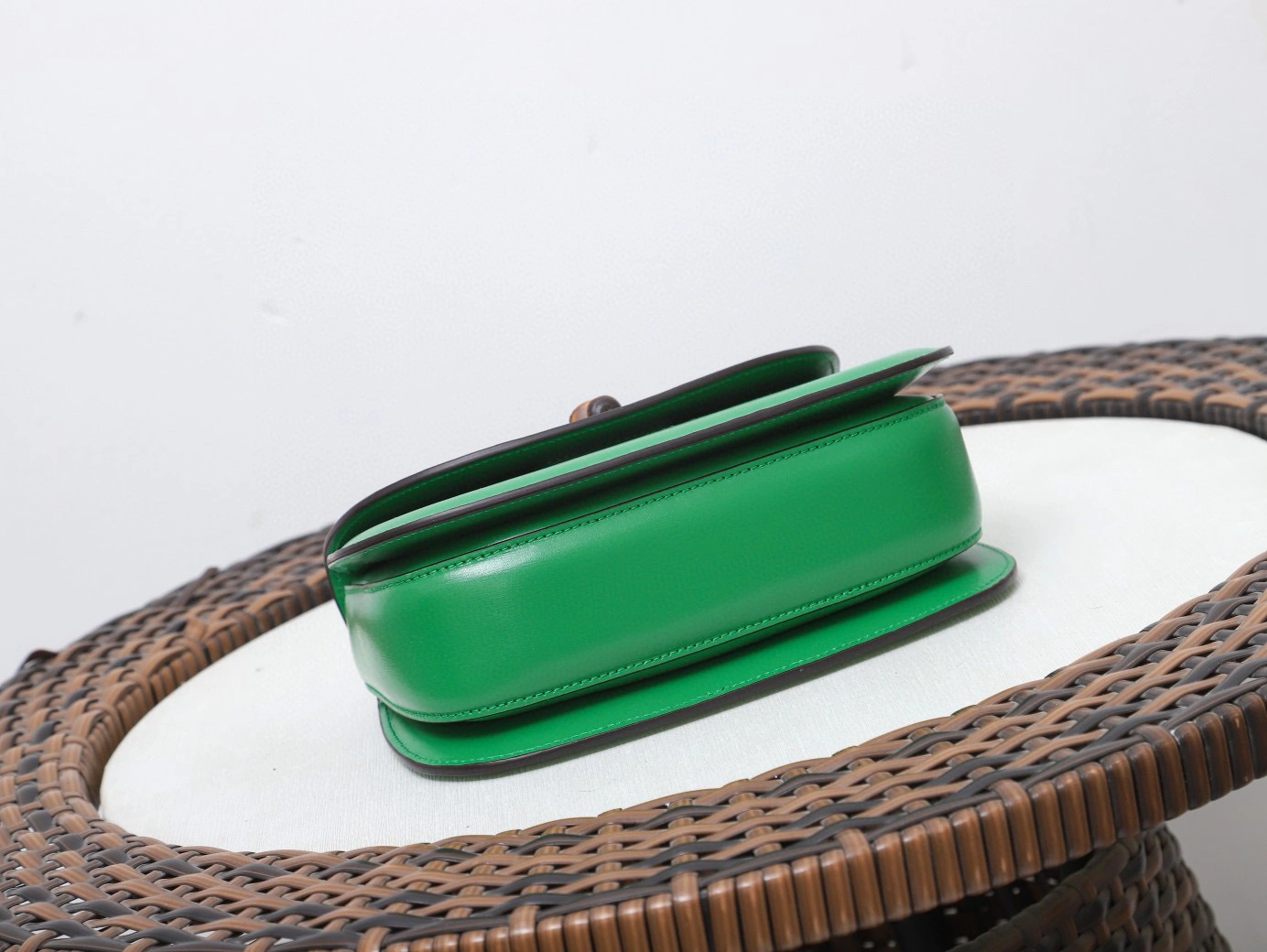 MOMO- 675797-10ODT-3384 cowhide item：B-B191F1224C