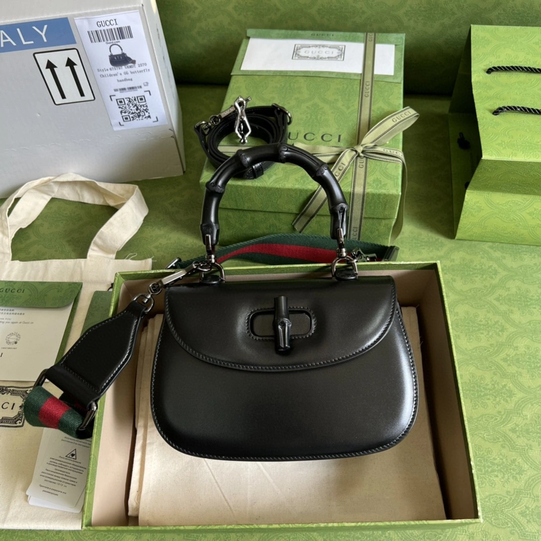 MOMO- 675797 sheephide item : B-B271C1505