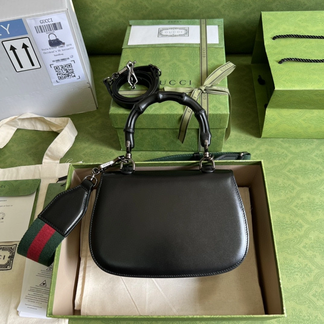 MOMO- 675797 sheephide item : B-B271C1505