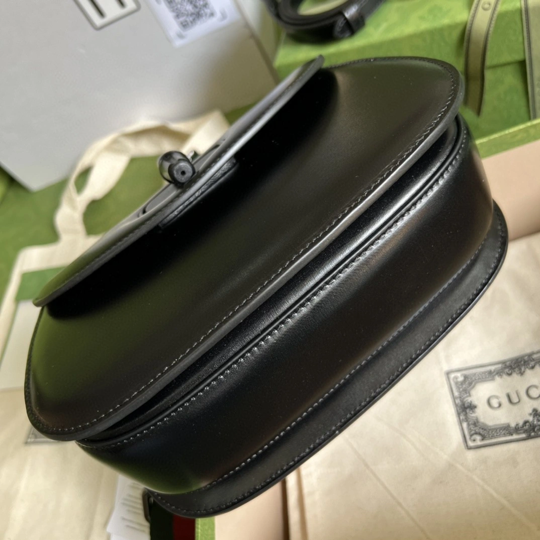 MOMO- 675797 sheephide item : B-B271C1505