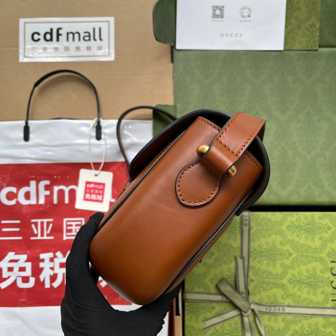 MOMO- 675923-UD0ET-2546 item：B-B177F1103C