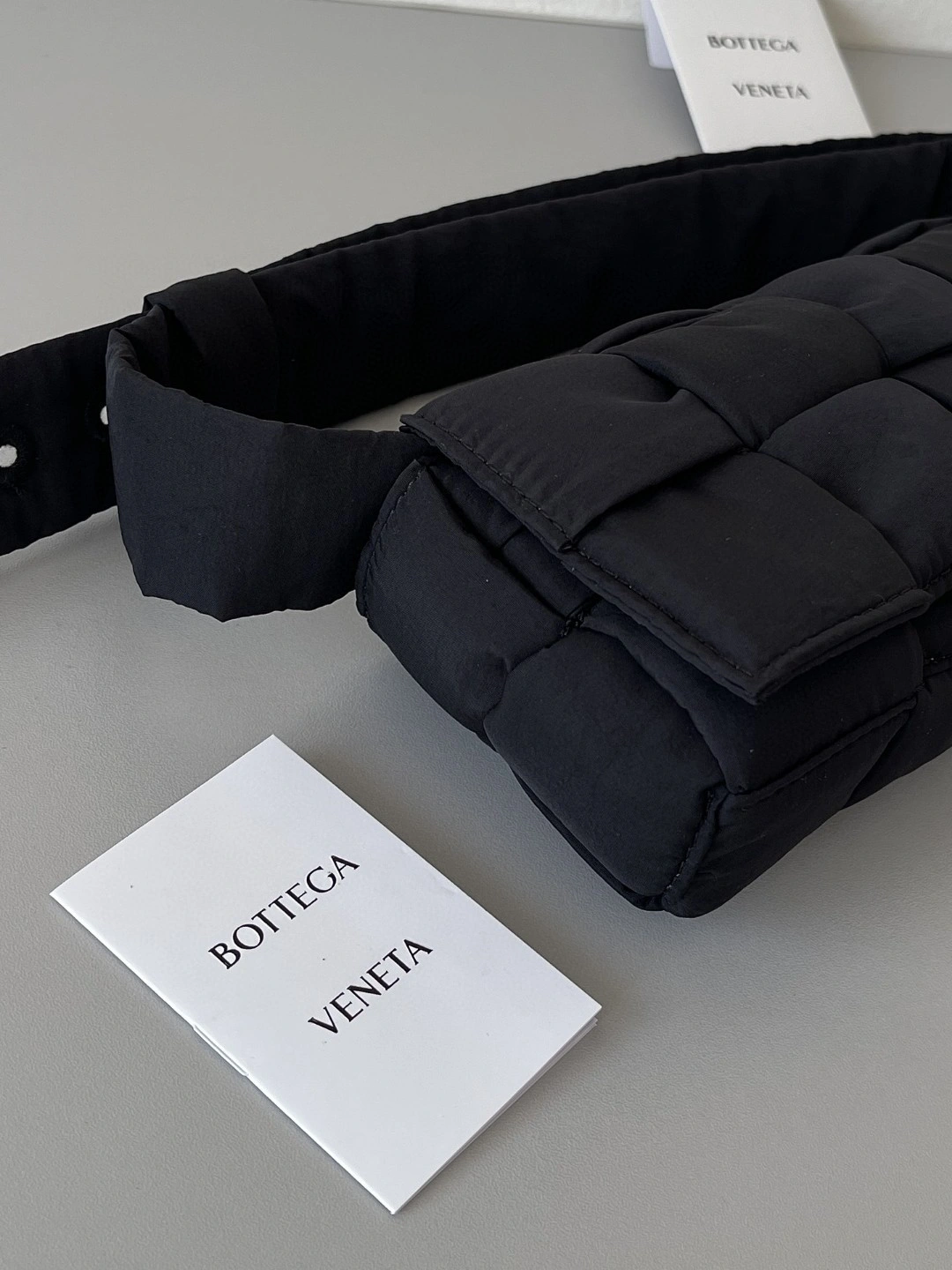 &MOMO- 679763VBO808803 679763-VBO80-8803 sheephide item : B-B063D1814