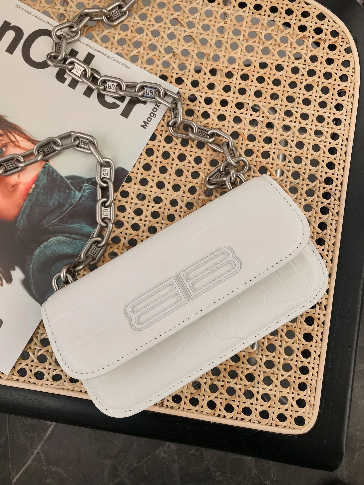 MOMO- 679863-23EDY-9016 Gossip bag item：B-B063G0406C
