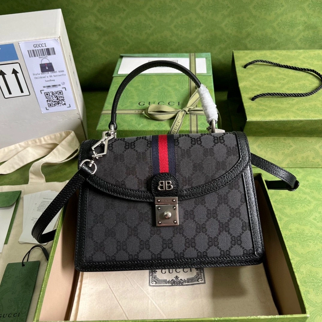 MOMO- 680119 Clones item : B-B085C1312