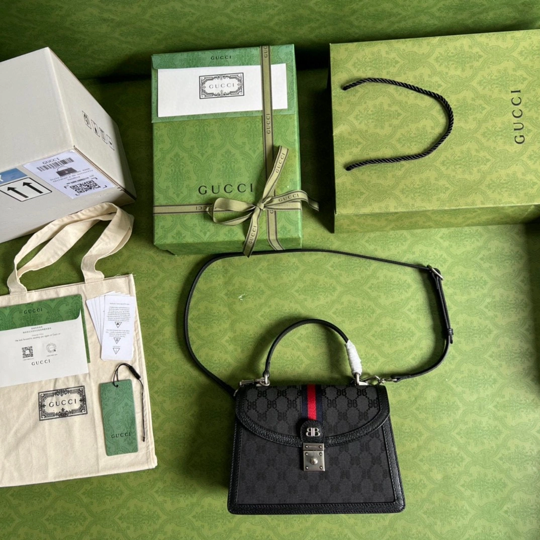 MOMO- 680119 Clones item : B-B085C1312