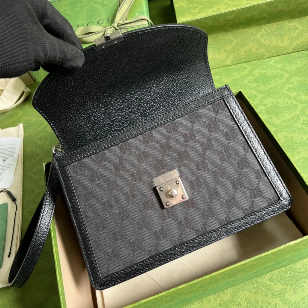 MOMO- 680119 Clones item : B-B085C1312