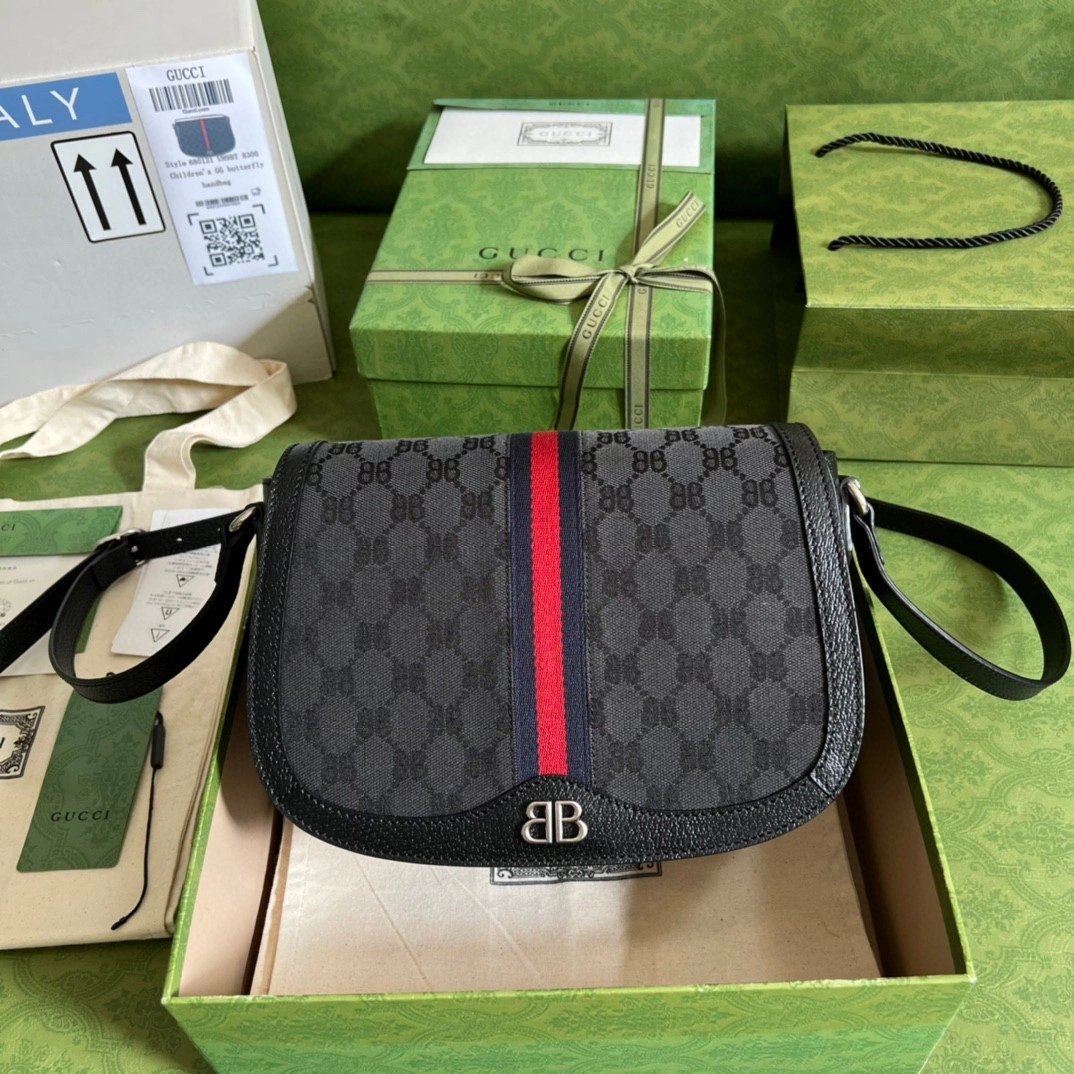 MOMO- 680121 Clones item : B-B085C1313