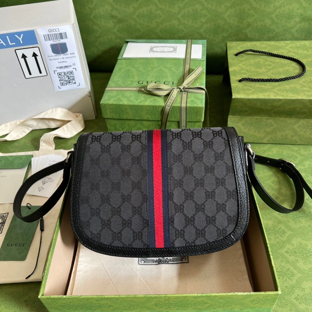 MOMO- 680121 Clones item : B-B085C1313