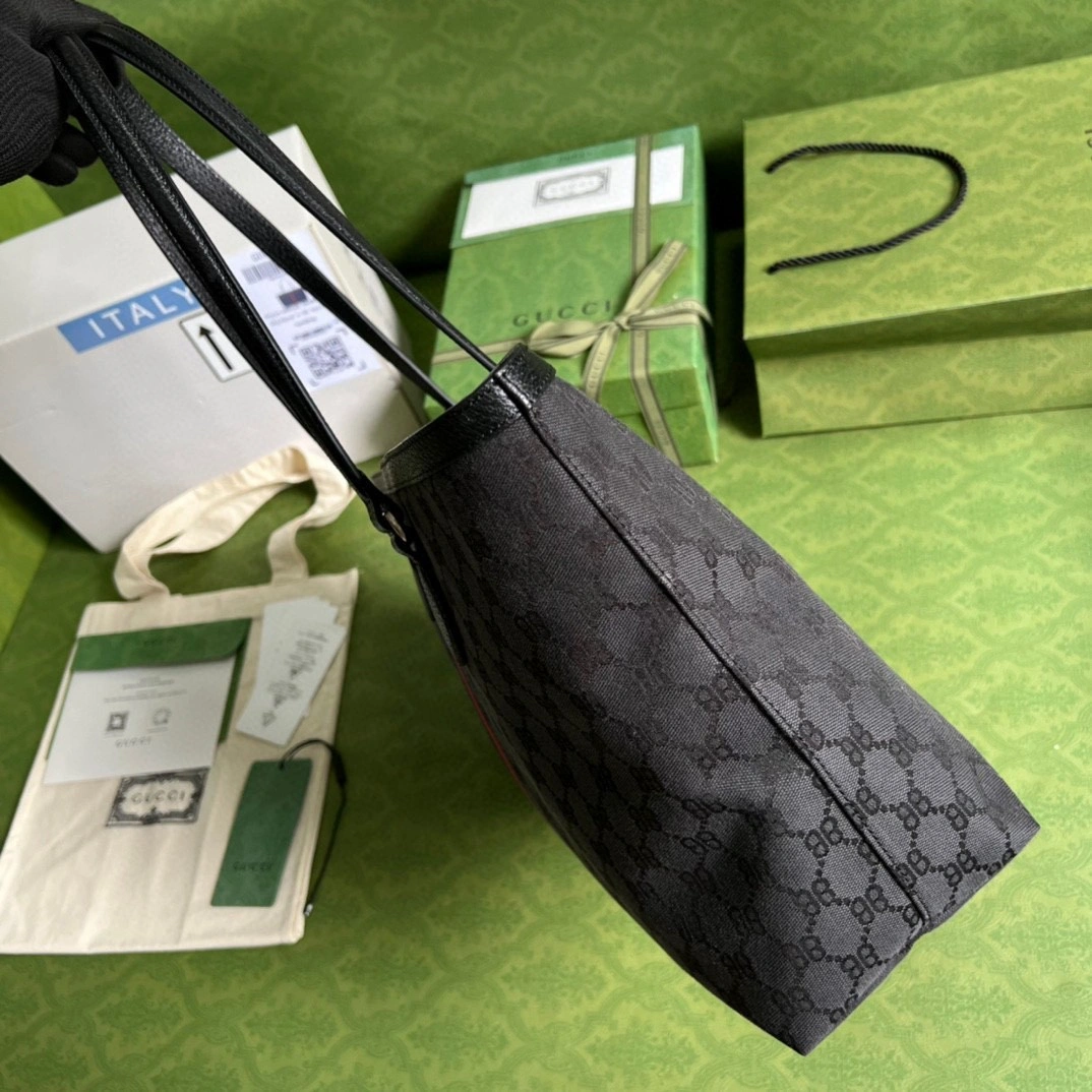 MOMO- 680125 Hacke item : B-B065C1314