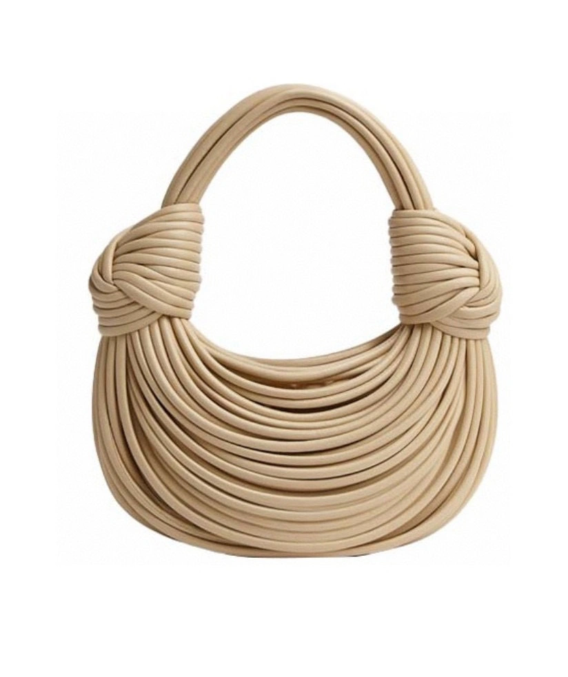 MOMO- 680934V1H109776 sheephide item：B-B000F1422C