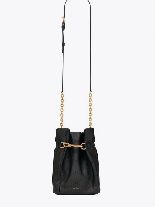 MOMO- 686310-AAAJK-1000 item : B-B597E1438W