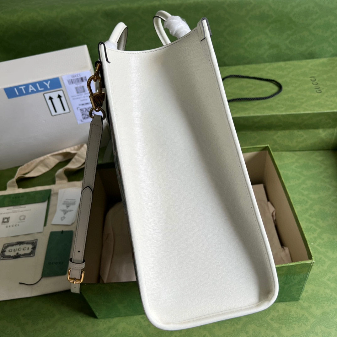 MOMO- 687827-US5AC-9271 item：B-B040E2341C