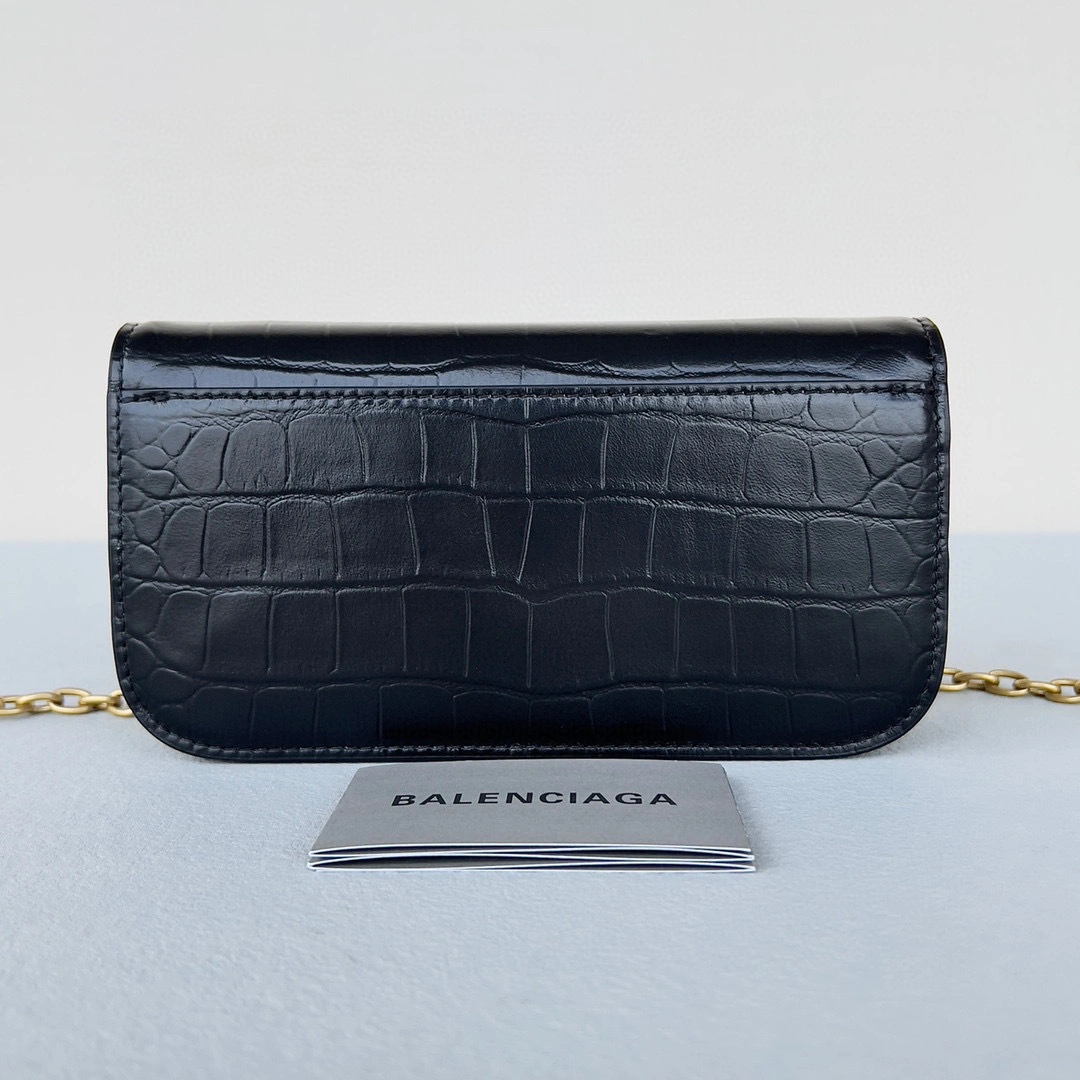 MOMO- 68889423ECM1000 Gossip bag cowhide item：B-B063G0401C