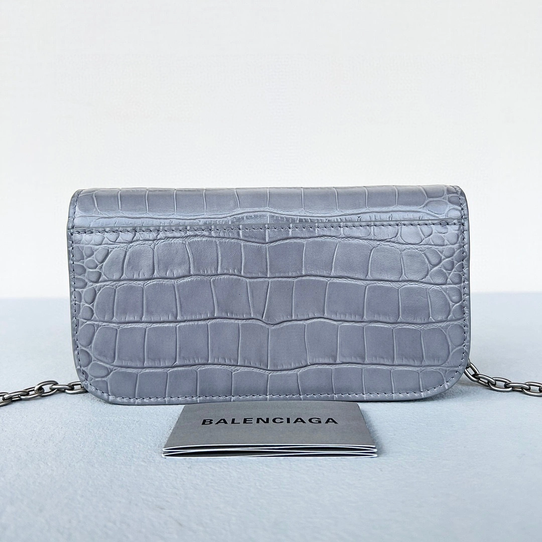MOMO- 68889423ECY4721 Gossip bag cowhide item：B-B063G0402C
