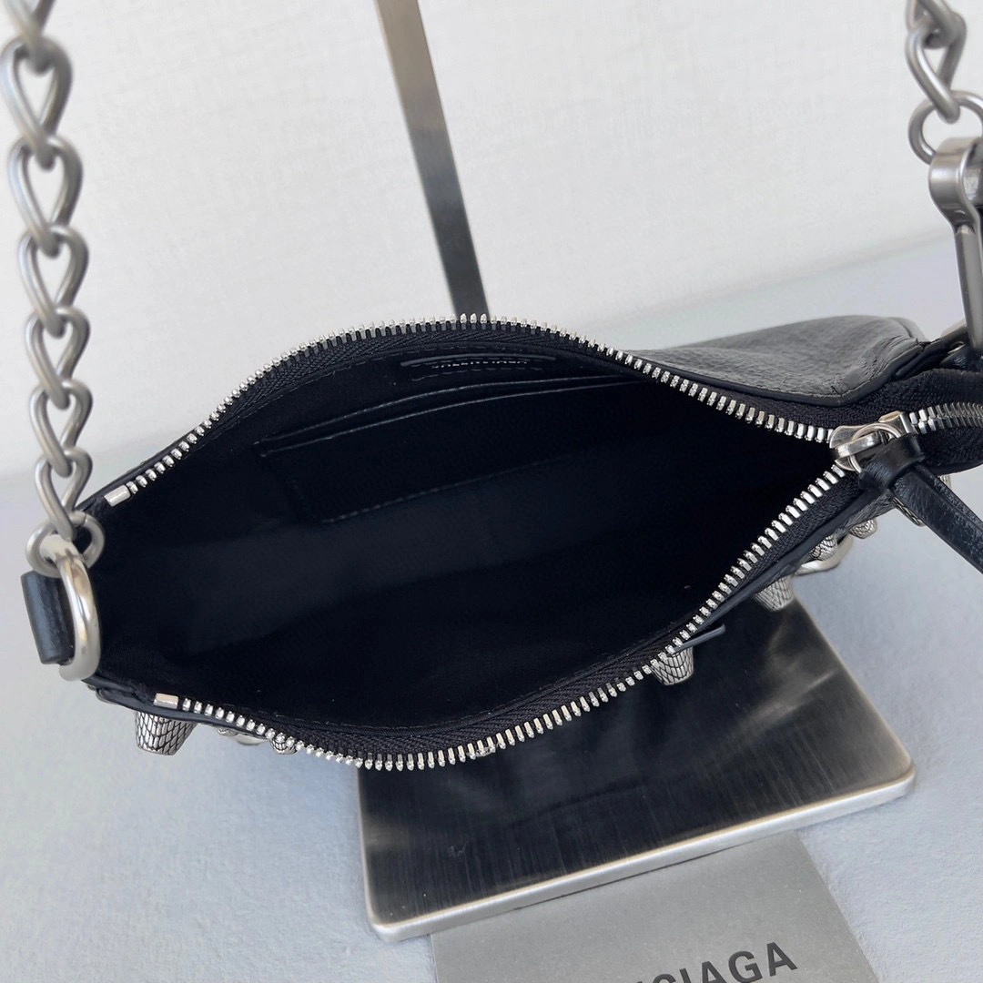 MOMO- 6958141VG9Y1000 Le Cagole Mini sheephide item：B-B063F1910C