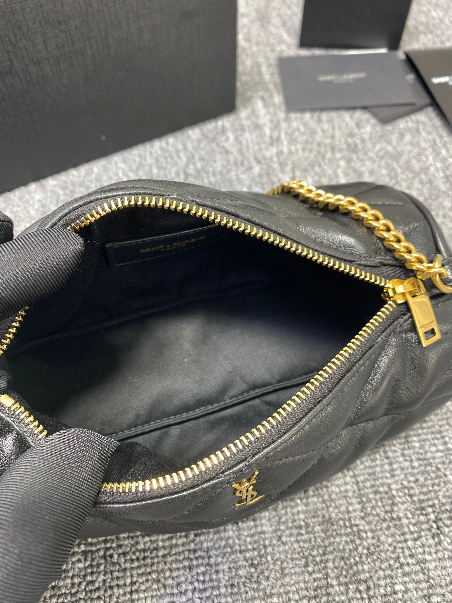 MOMO- 699703-AAAJU-1000 sade lambskin item：B-B000F0527C
