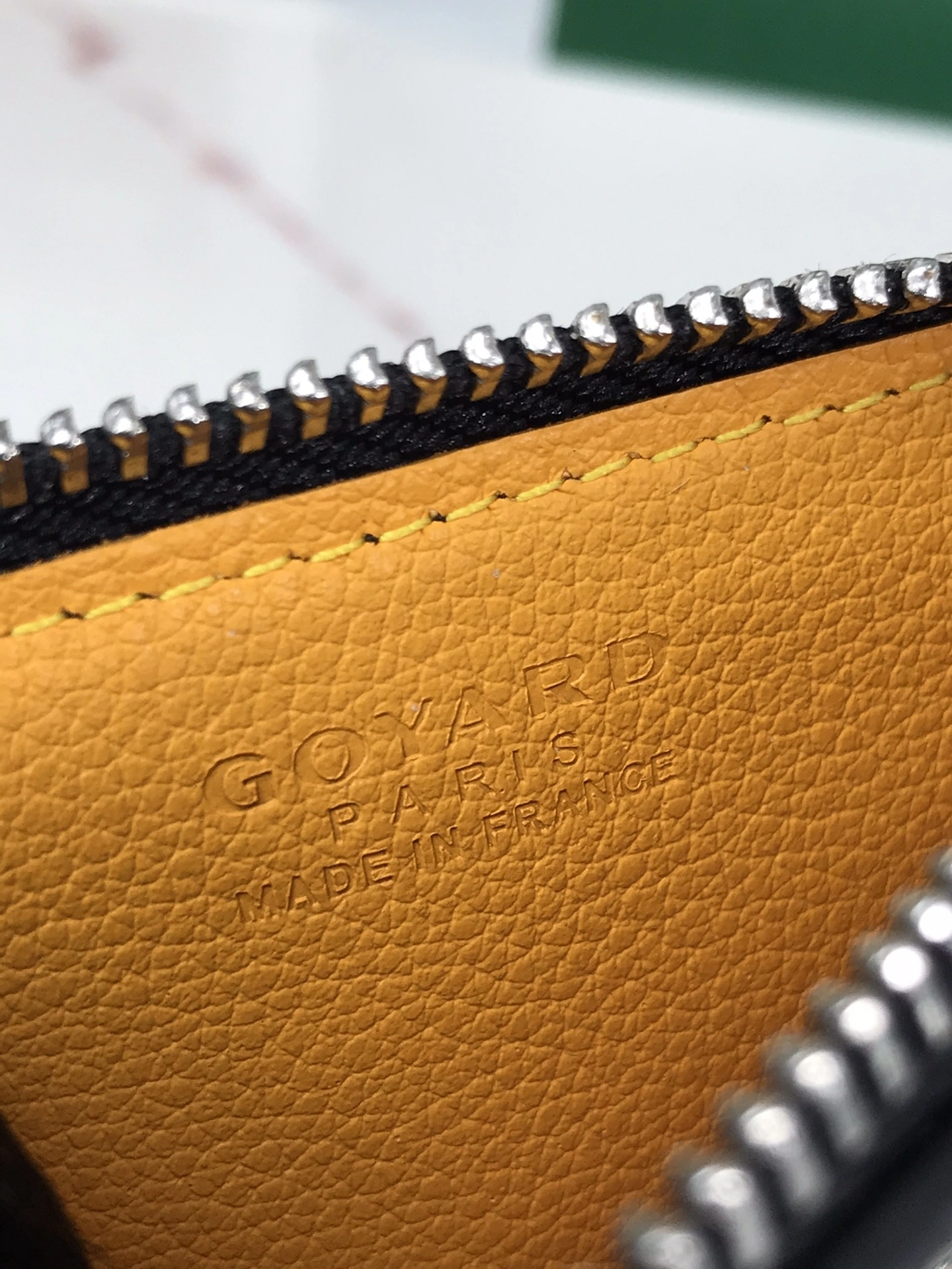 MOMO- 6oy1r4 BOURBOPMLTY-01CL01P high quality version Calfskin item:E-B664G2089